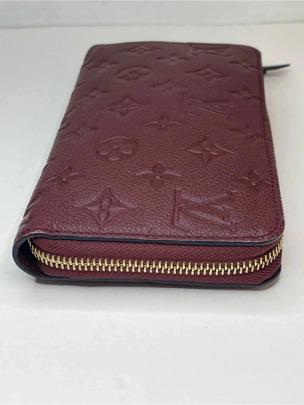 Louis Vuitton Zippy Wallet